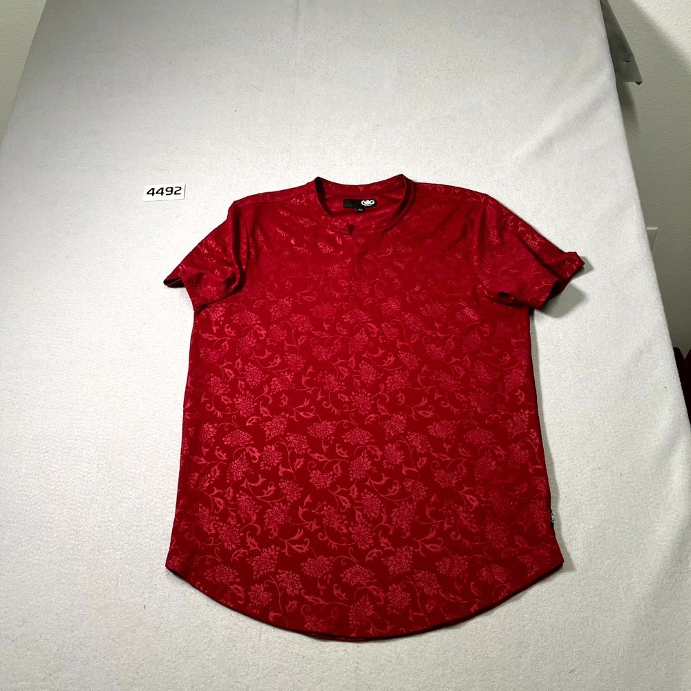 GBG Los Angeles T‎ Shirt Womens Large Red Textured Floral Split Neck Streetwear
